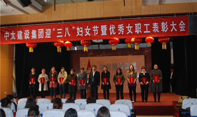 ���F�����M�����_�o����ˇ��H�ڄӋDŮ��(ji��)���߃�(y��u)��Ů�����ô��